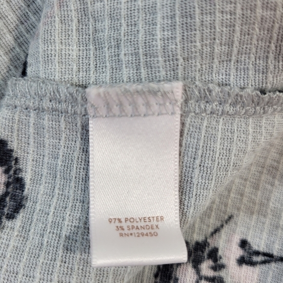 Jessica Simpson Short Sleeve Floral Blouse - Picture 7 of 8